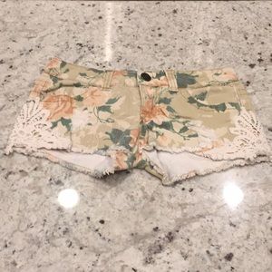 Last chance sale ⛱ Mossimo shorts